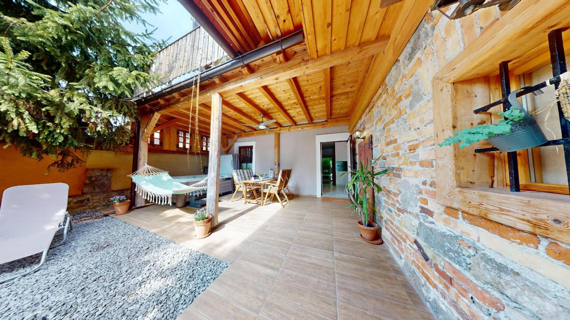Resort Hisa Ida - Apartments With Hot Tub And Sauna Ivancna Gorica ห้อง รูปภาพ