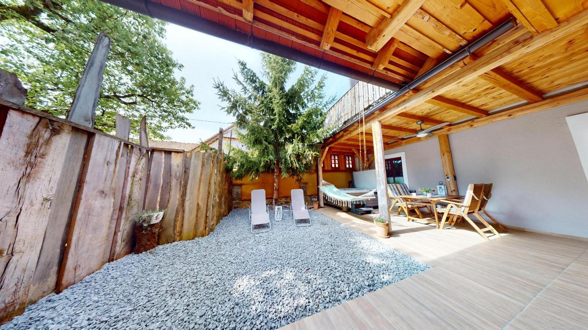 Resort Hisa Ida - Apartments With Hot Tub And Sauna Ivancna Gorica ห้อง รูปภาพ